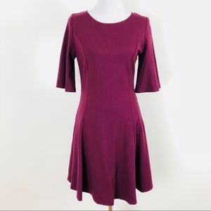 Dress women’s NWOT size large stretch material i16